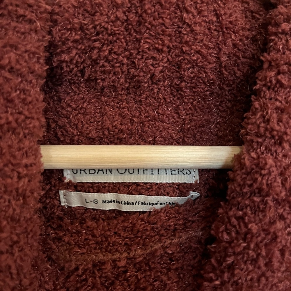 Cozy Rust Sweater - Picture 4 of 4